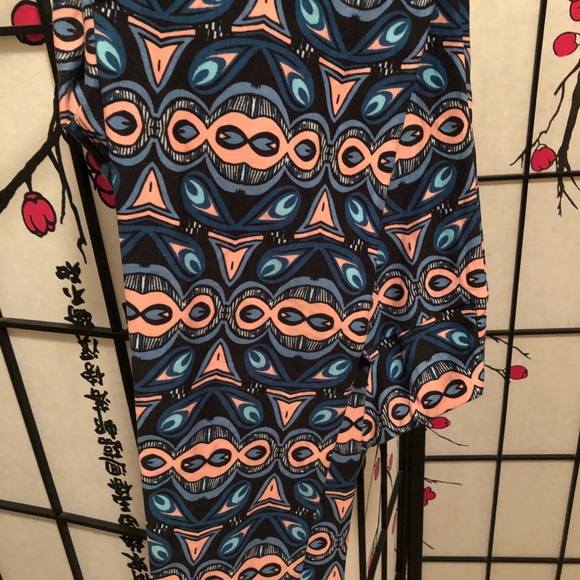 Lularoe TC leggings - Picture 1 of 1